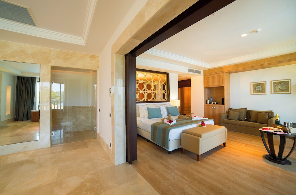 Juju Premier Palace - Ultra All Inclusive — Hotel rooms in Kemer