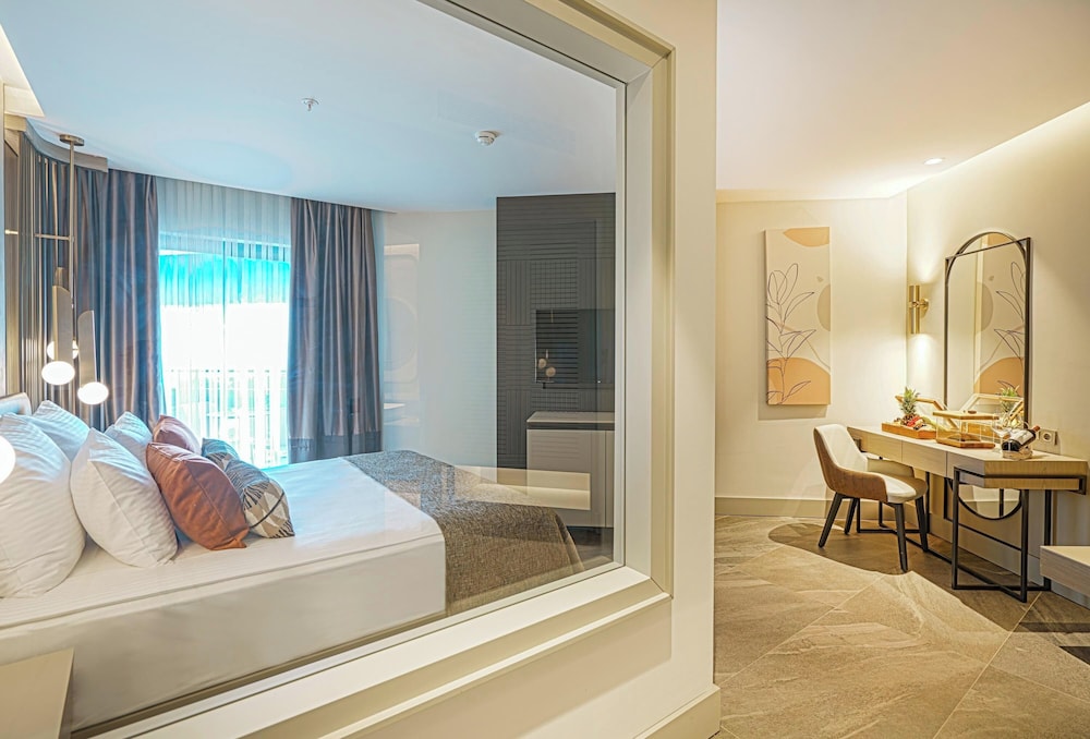 Calyptus Kirman Premium - Ultra All Inclusive — Hotel rooms in Side