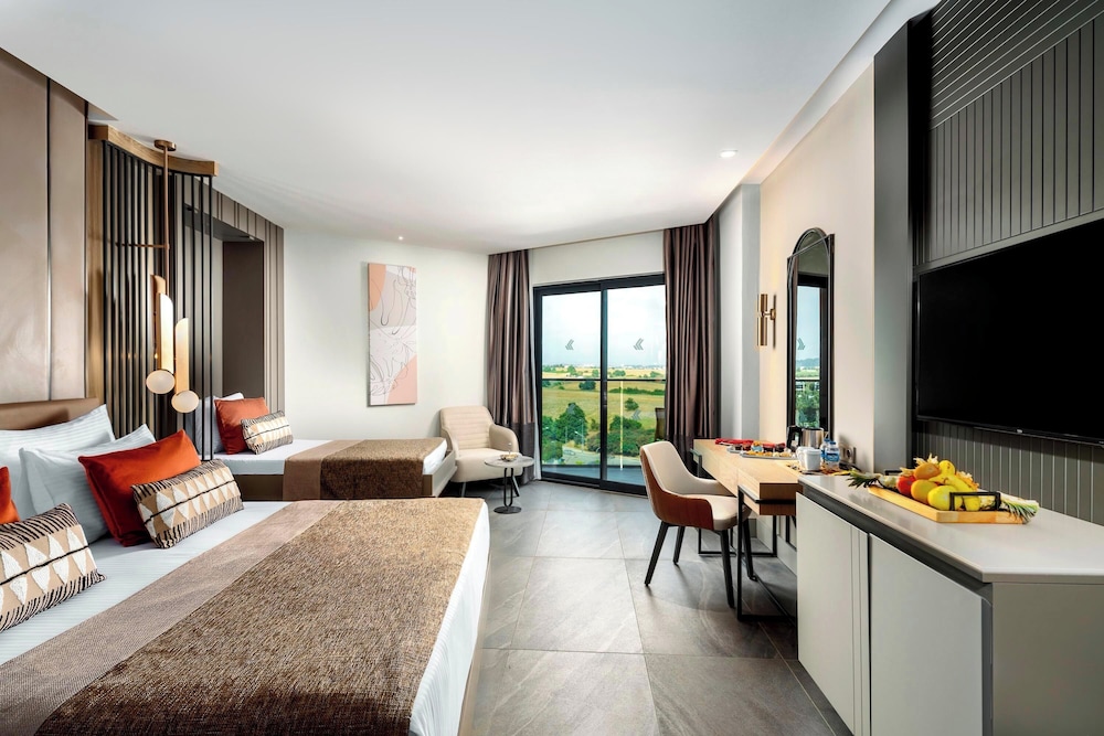 Calyptus Kirman Premium - Ultra All Inclusive — Hotel rooms in Side