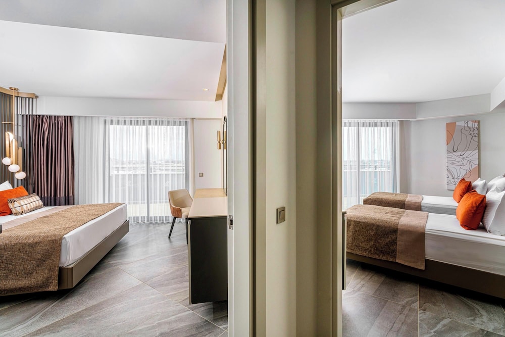 Calyptus Kirman Premium - Ultra All Inclusive — Hotel rooms in Side