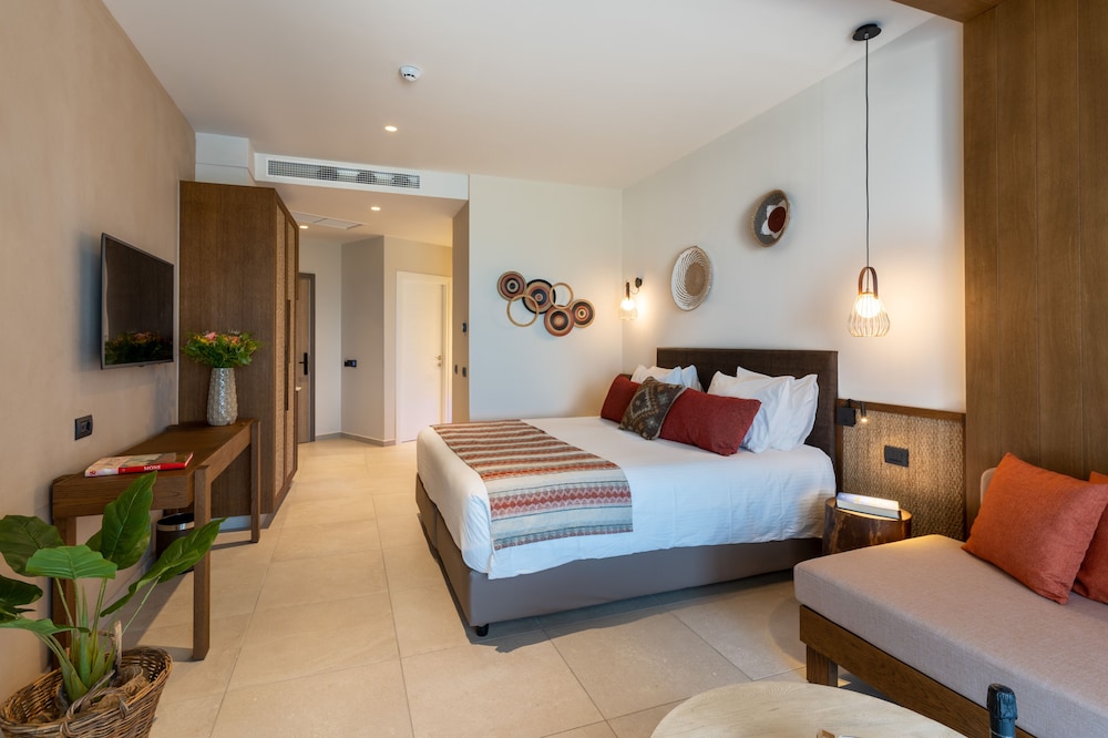Minos Ambassador - Adults only — Hotel rooms in Rethymnon