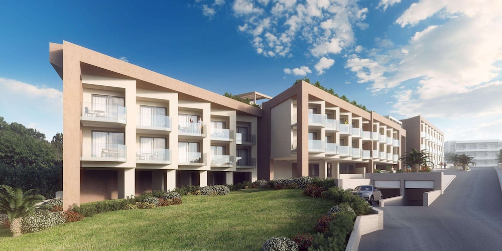 Minos Ambassador - Adults only — Hotel building in Rethymnon