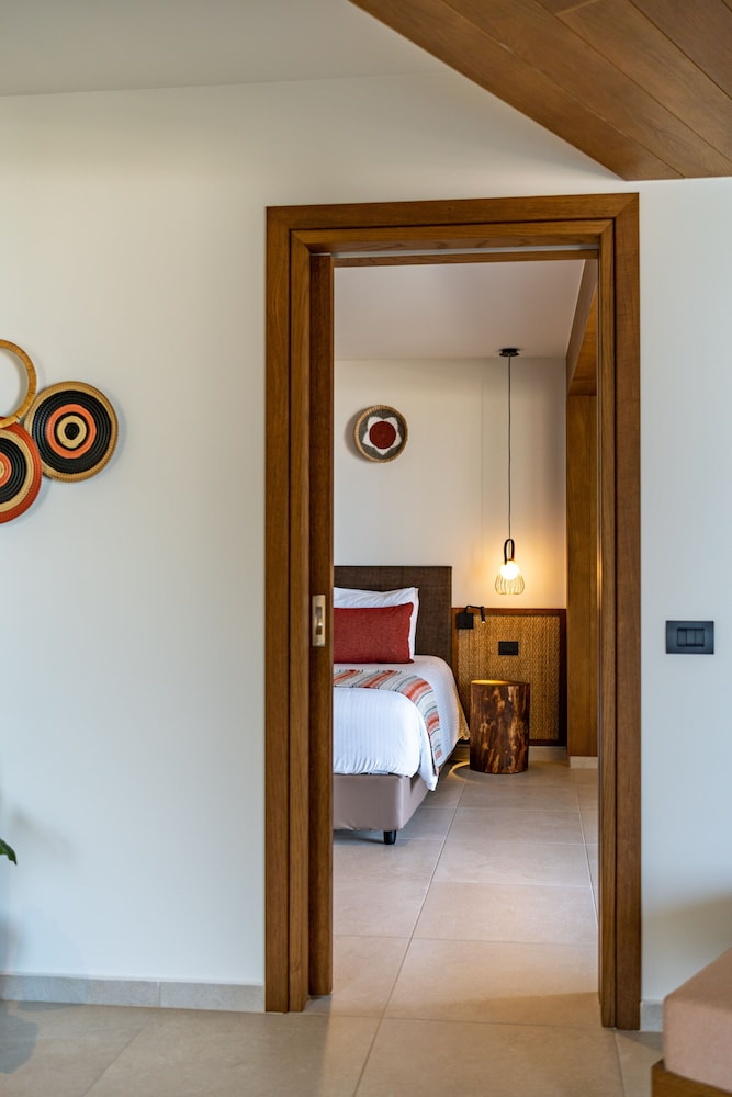 Minos Ambassador - Adults only — Hotel rooms in Rethymnon