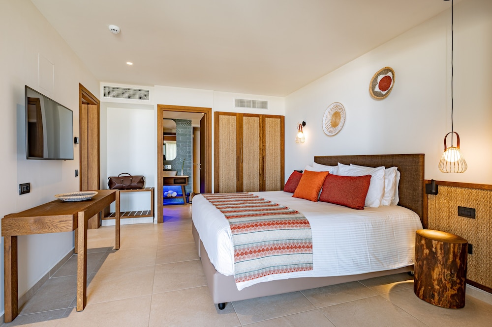 Minos Ambassador - Adults only — Hotel rooms in Rethymnon
