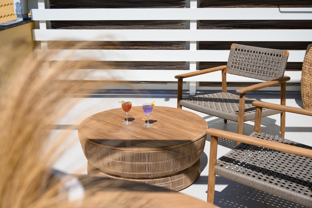 Restia — Restaurant & bars in Acharavi, Ionian Islands