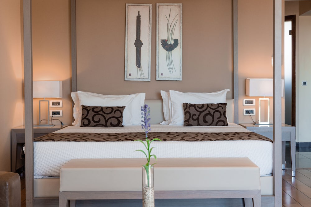 Restia — Hotel rooms in Acharavi, Ionian Islands