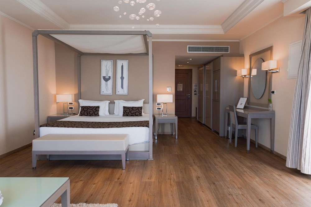 Restia — Hotel rooms in Acharavi, Ionian Islands