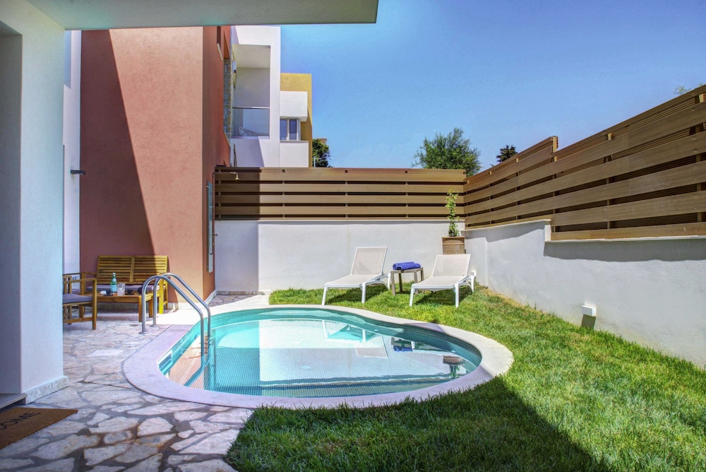 Tessera Hotel & Villas — Swimming pool in Gouvia, Ionian Islands