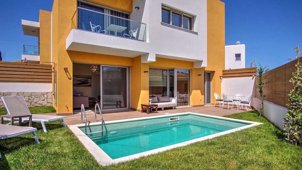 Tessera Hotel & Villas — Main photo in Gouvia, Ionian Islands