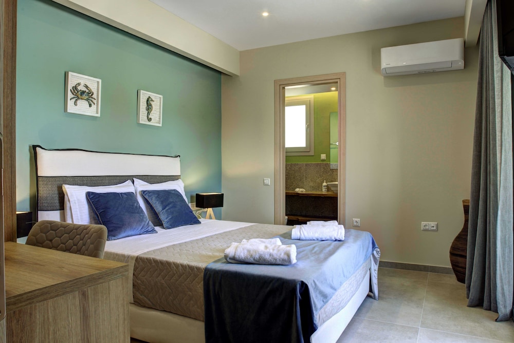 Tessera Hotel & Villas — Hotel rooms in Gouvia, Ionian Islands