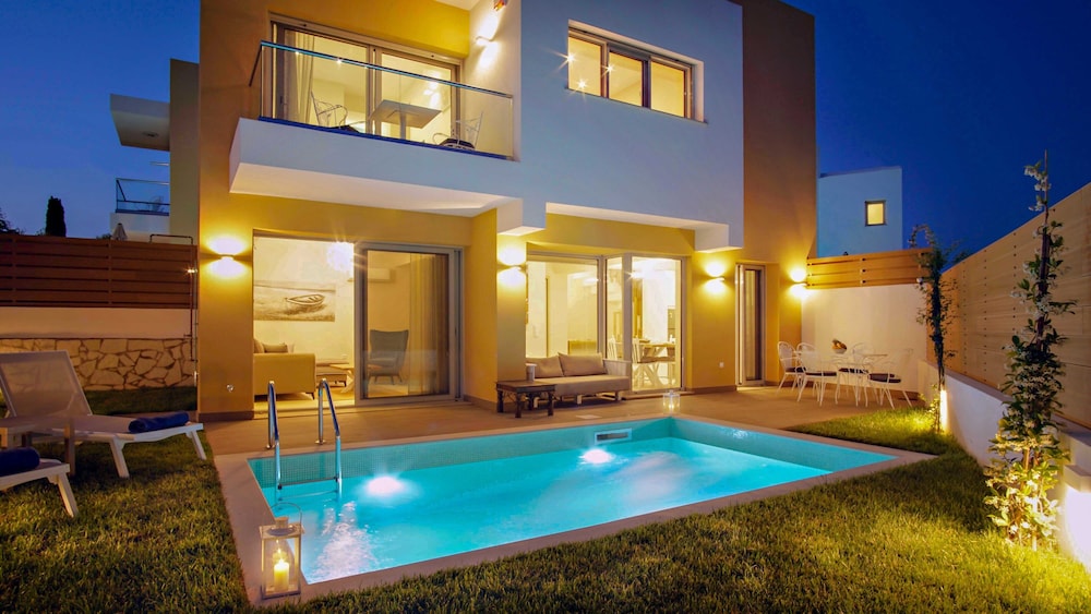 Tessera Hotel & Villas — Swimming pool in Gouvia, Ionian Islands