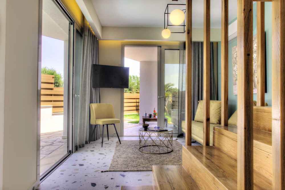 Tessera Hotel & Villas — Hotel rooms in Gouvia, Ionian Islands