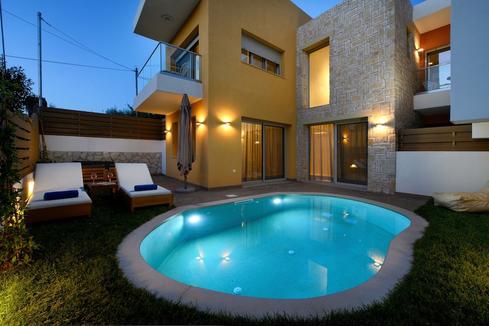 Tessera Hotel & Villas — Swimming pool in Gouvia, Ionian Islands