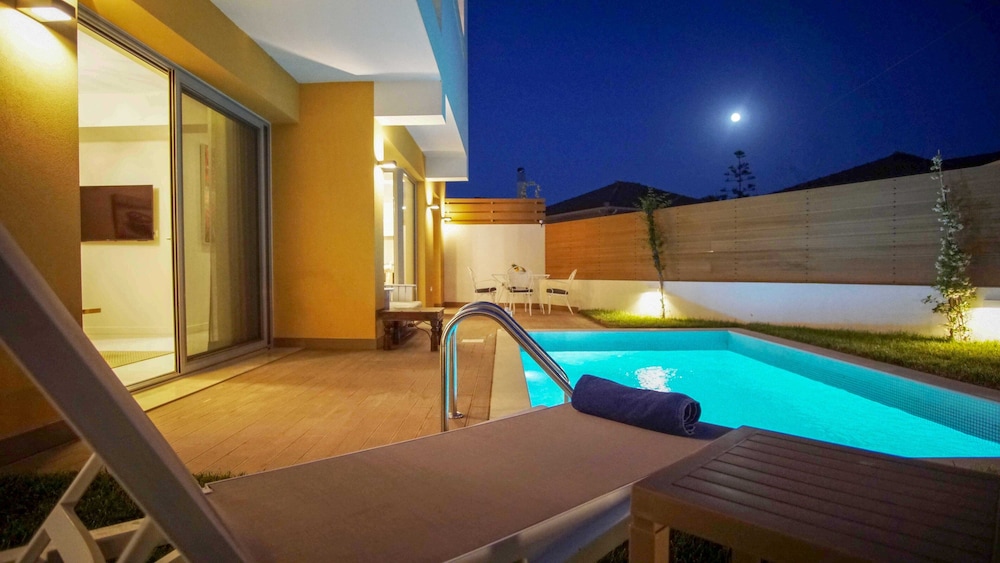 Tessera Hotel & Villas — Swimming pool in Gouvia, Ionian Islands