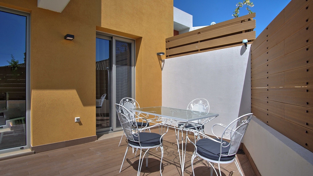 Tessera Hotel & Villas — Hotel building in Gouvia, Ionian Islands