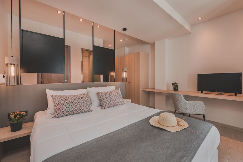 Cavo Suites — Hotel rooms in Kalamaki (Zakynthos), Ionian Islands
