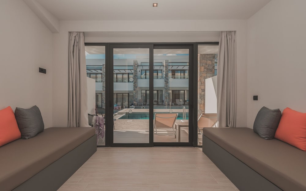Cavo Suites — Hotel rooms in Kalamaki (Zakynthos), Ionian Islands