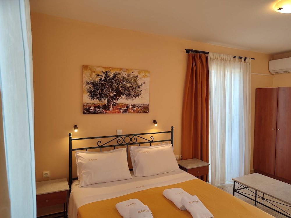 Elanthi Village Hotel — Hotel rooms in Kalamaki (Zakynthos), Ionian Islands