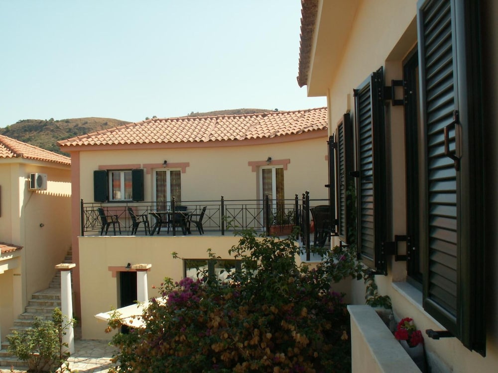 Elanthi Village Hotel — Hotel building in Kalamaki (Zakynthos), Ionian Islands