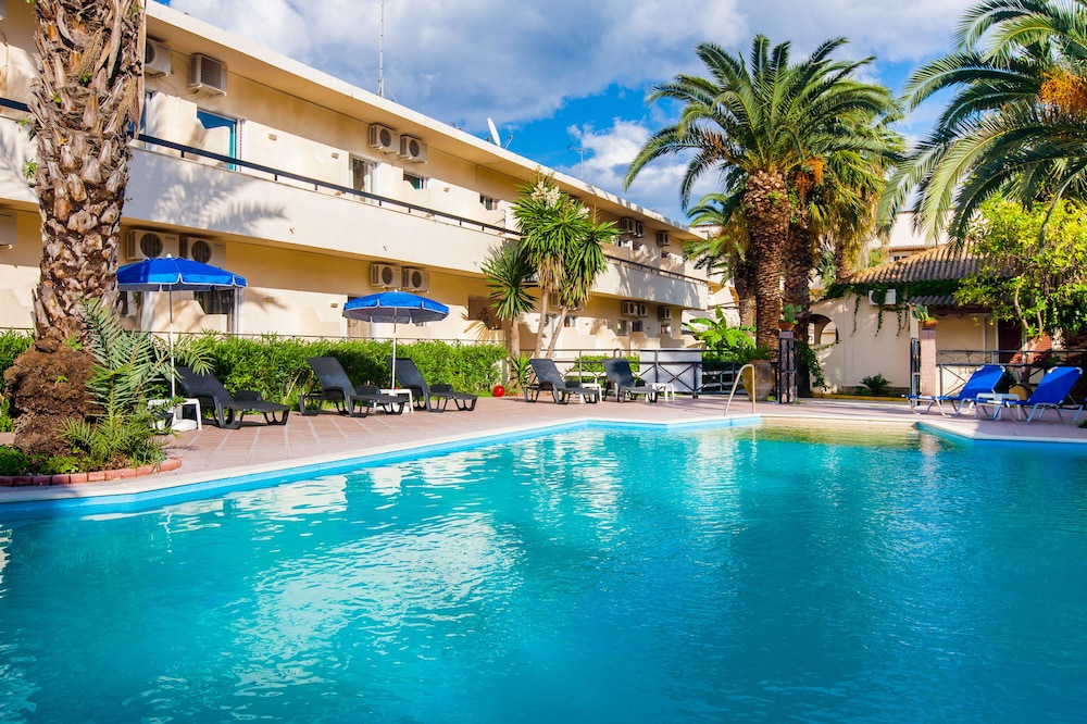 Ipsos Di Mare Hotel — Main photo in Ypsos, Ionian Islands