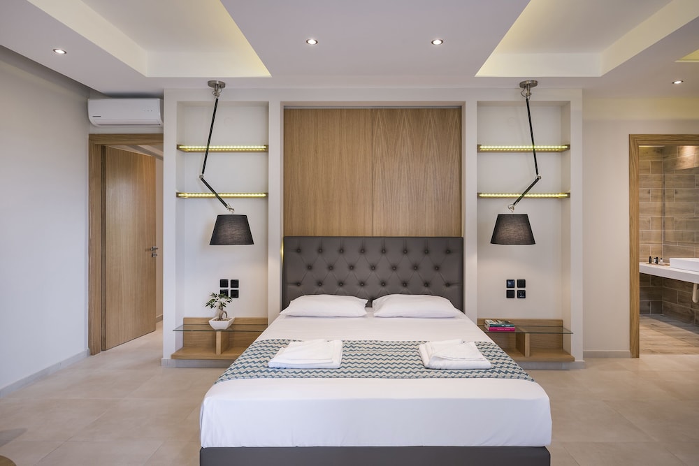 Summer Beach — Hotel rooms in Georgioupolis