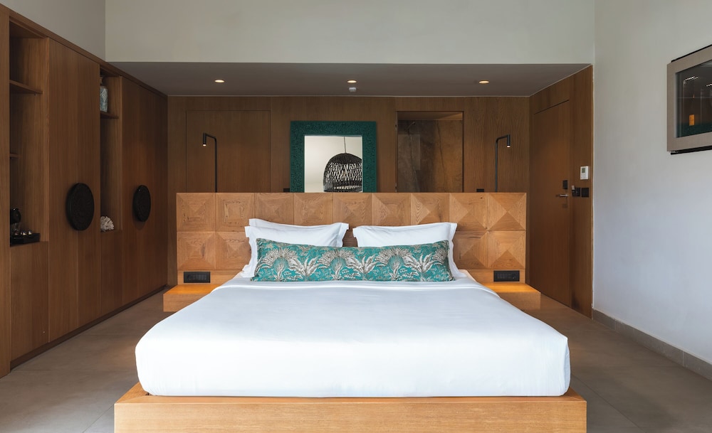 Castello Infinity Suites - Adults Only — Hotel rooms in Lygaria