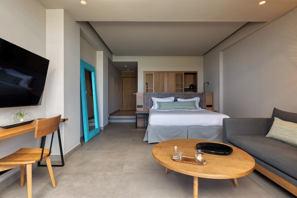 Castello Infinity Suites - Adults Only — Hotel rooms in Lygaria