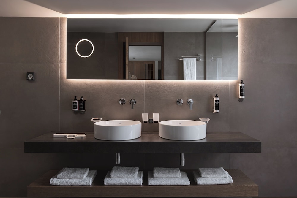 Castello Infinity Suites - Adults Only — Hotel rooms in Lygaria