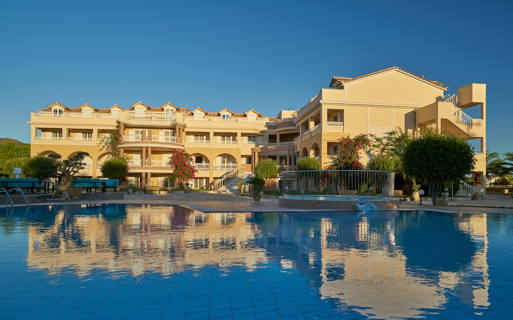 Ionion Blue Hotel — Swimming pool in Kalamaki (Zakynthos), Ionian Islands