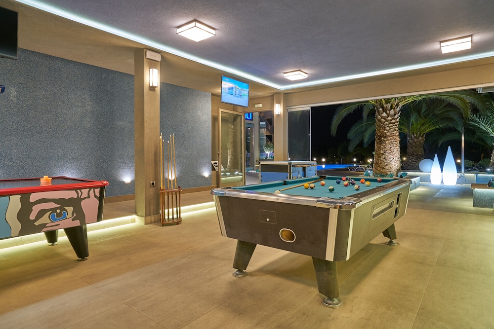 Ionion Blue Hotel — Swimming pool in Kalamaki (Zakynthos), Ionian Islands