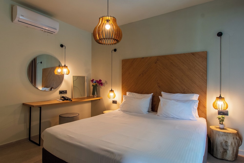 Malena Hotel & Suites - Adults Only by Omilos Hotels — Hotel rooms in Gazi