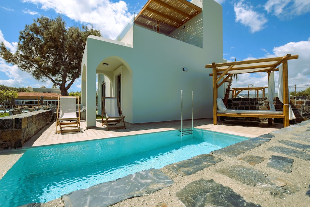 Malena Hotel & Suites - Adults Only by Omilos Hotels — Swimming pool in Gazi