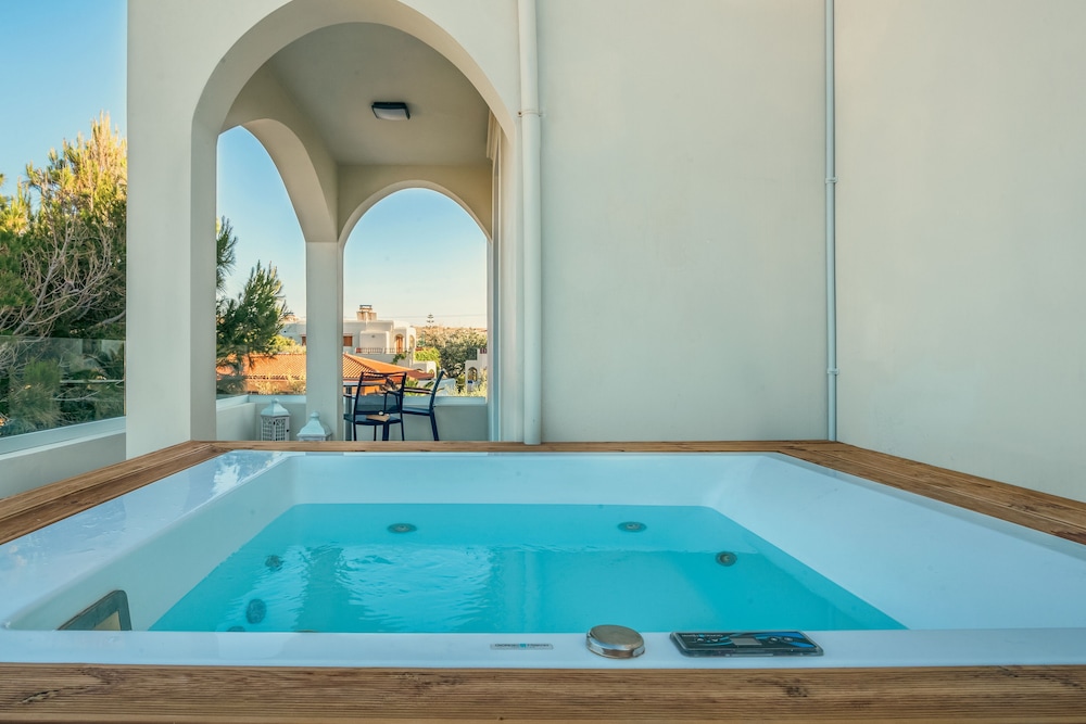 Malena Hotel & Suites - Adults Only by Omilos Hotels — Spa in Gazi