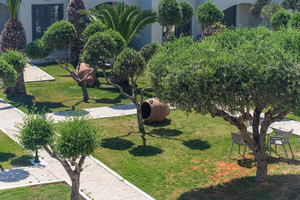 Malena Hotel & Suites - Adults Only by Omilos Hotels — Hotel building in Gazi