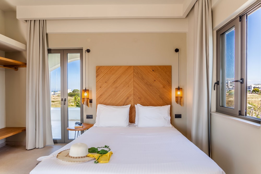 Malena Hotel & Suites - Adults Only by Omilos Hotels — Hotel rooms in Gazi