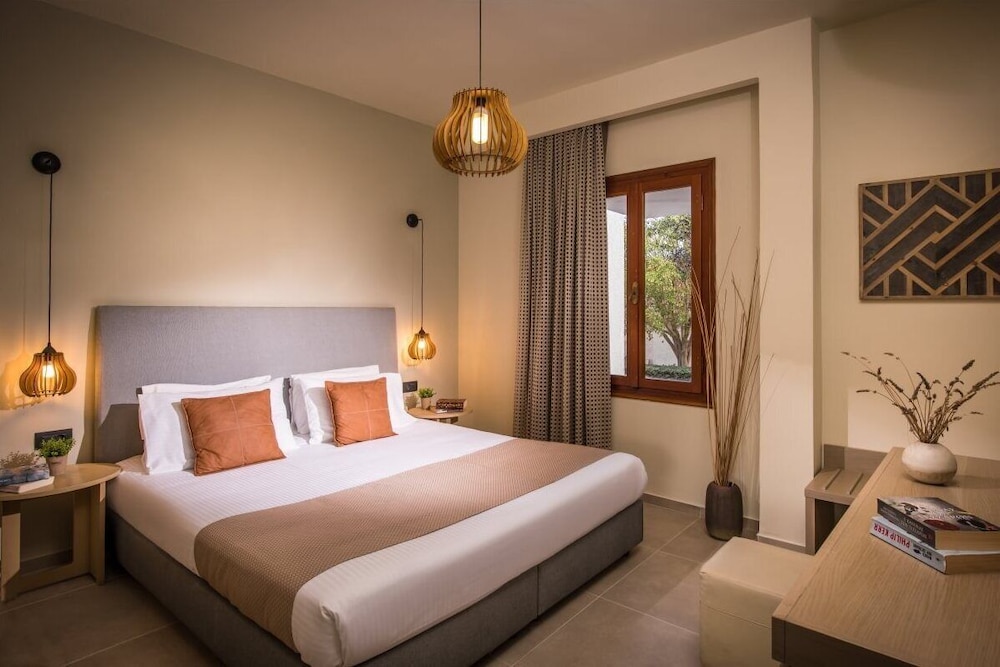 Malena Hotel & Suites - Adults Only by Omilos Hotels — Hotel rooms in Gazi
