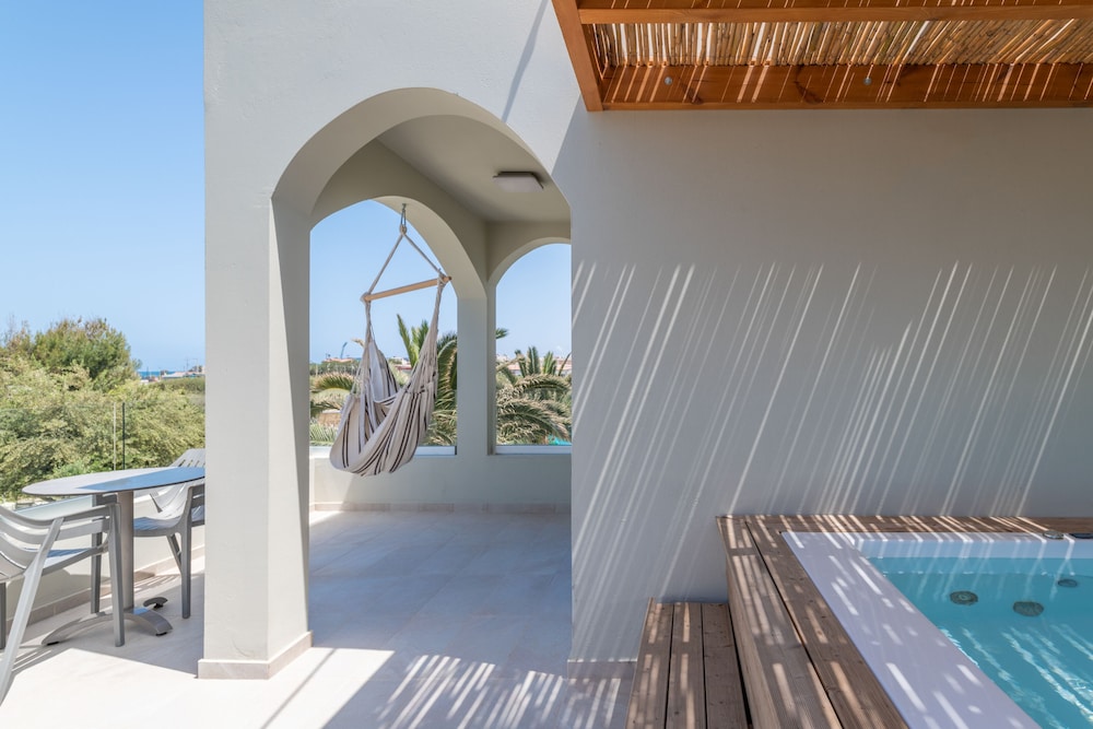 Malena Hotel & Suites - Adults Only by Omilos Hotels — Hotel building in Gazi