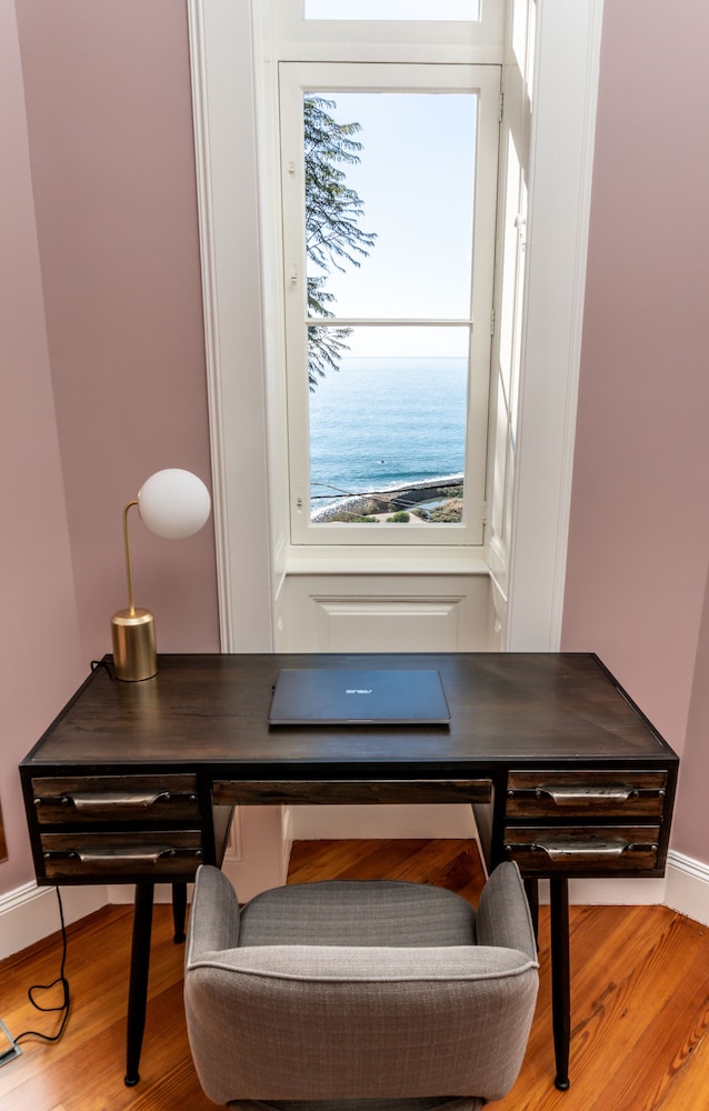 1905 Zino's Palace — Hotel rooms in Ponta do Sol, Madeira