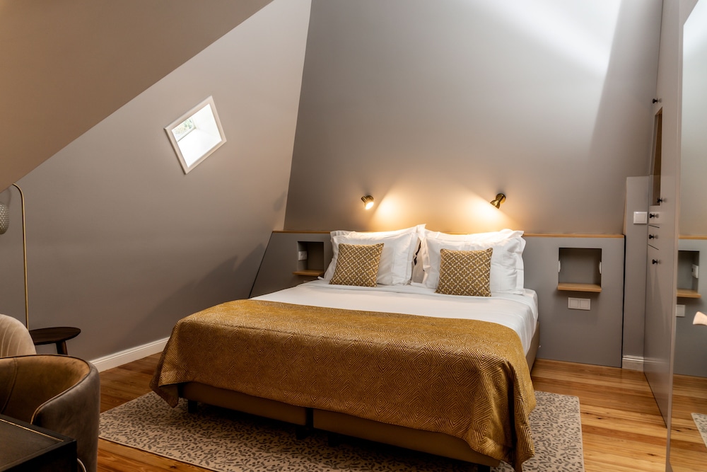1905 Zino's Palace — Hotel rooms in Ponta do Sol, Madeira