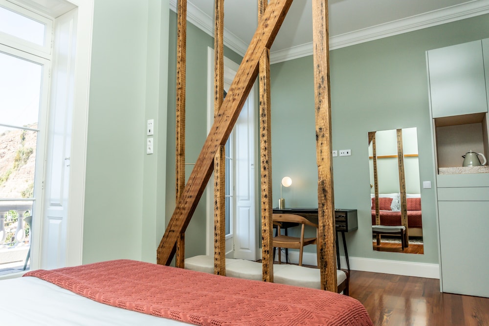 1905 Zino's Palace — Hotel rooms in Ponta do Sol, Madeira