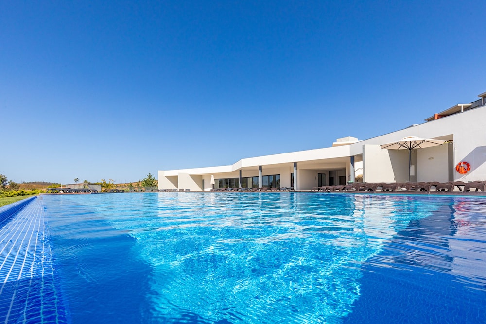 Algarve Race Resort Apartments