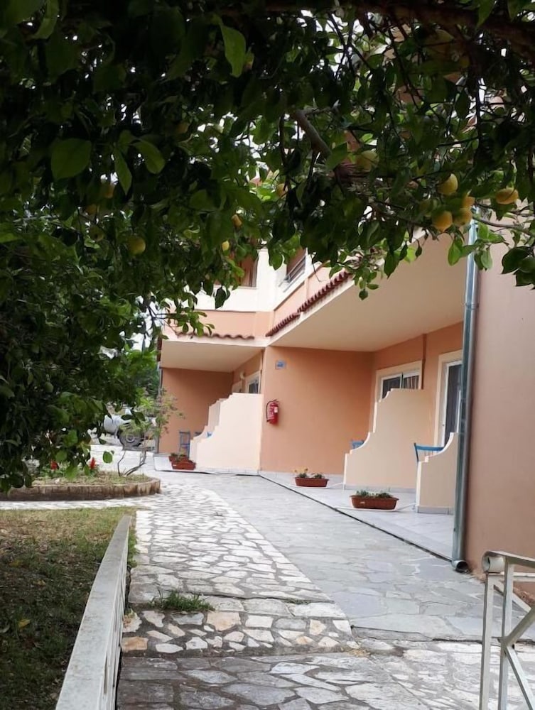 ABC Sweet Home — Hotel building in Sidari, Ionian Islands