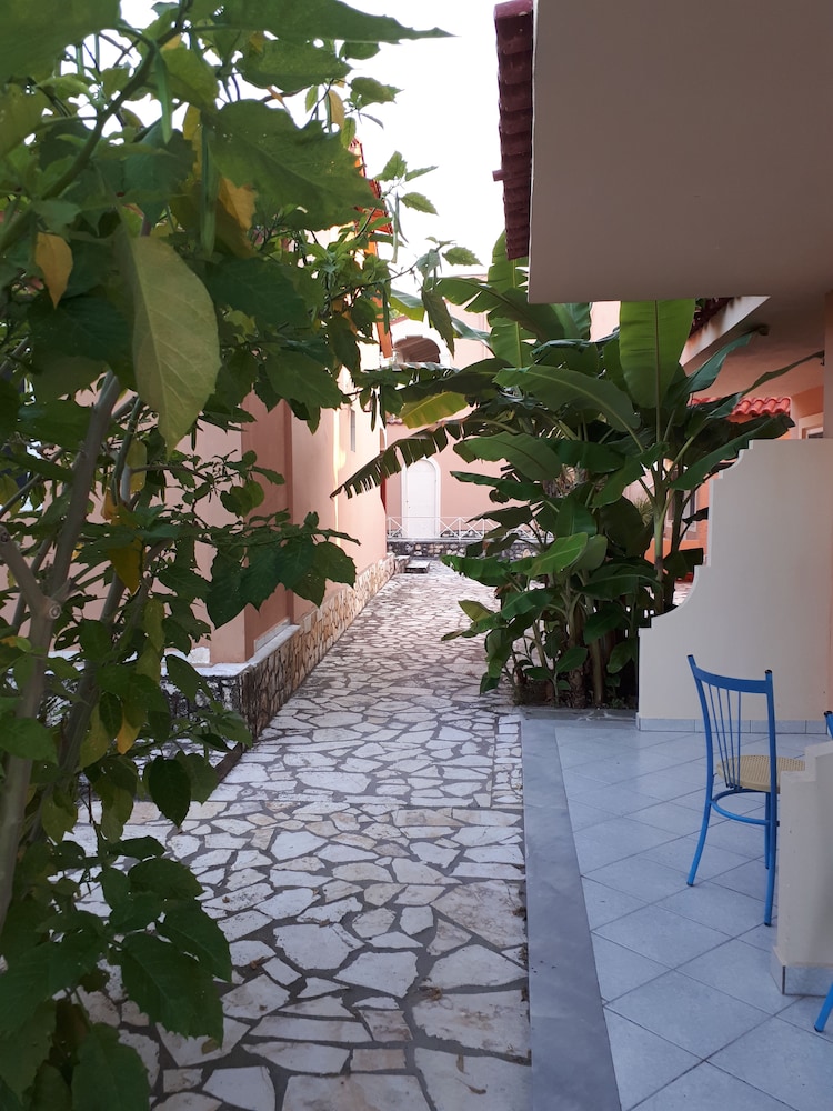 ABC Sweet Home — Hotel building in Sidari, Ionian Islands