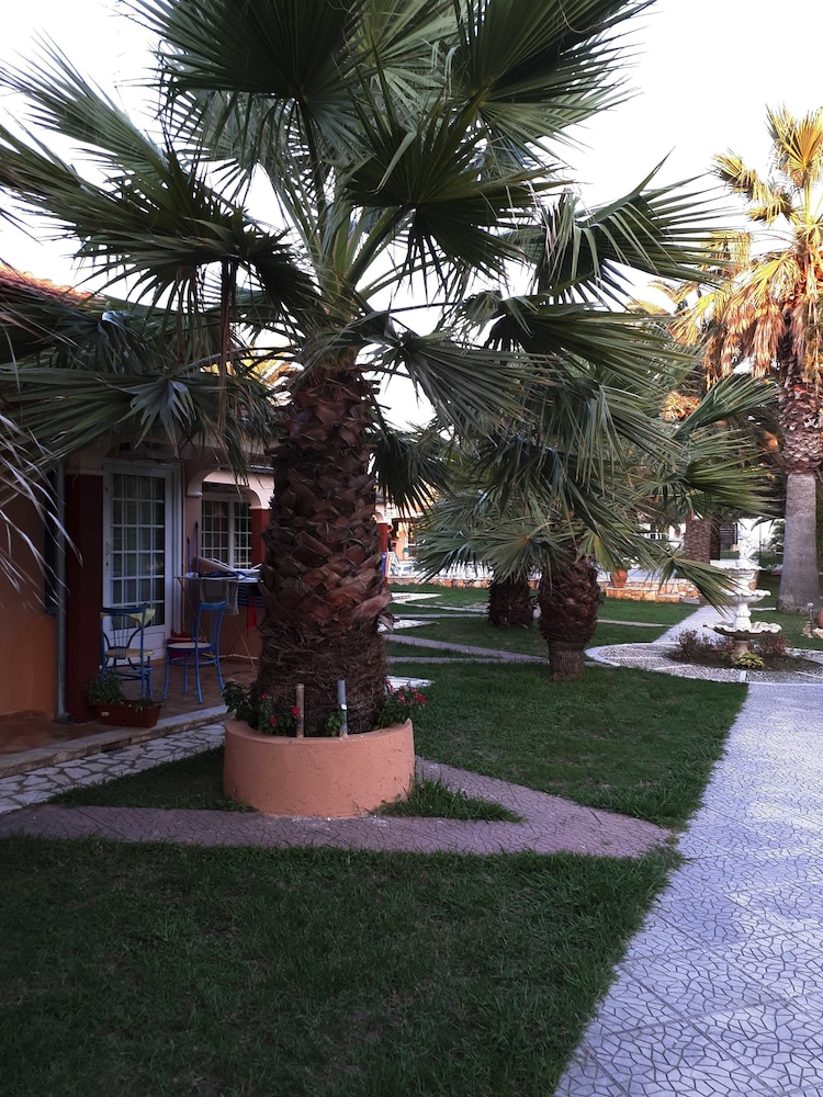ABC Sweet Home — Hotel building in Sidari, Ionian Islands