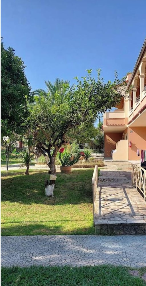 ABC Sweet Home — Hotel building in Sidari, Ionian Islands