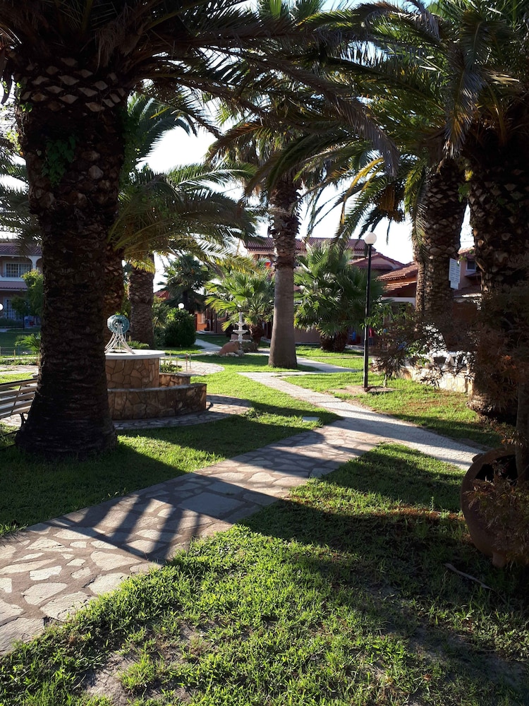 ABC Sweet Home — Hotel building in Sidari, Ionian Islands