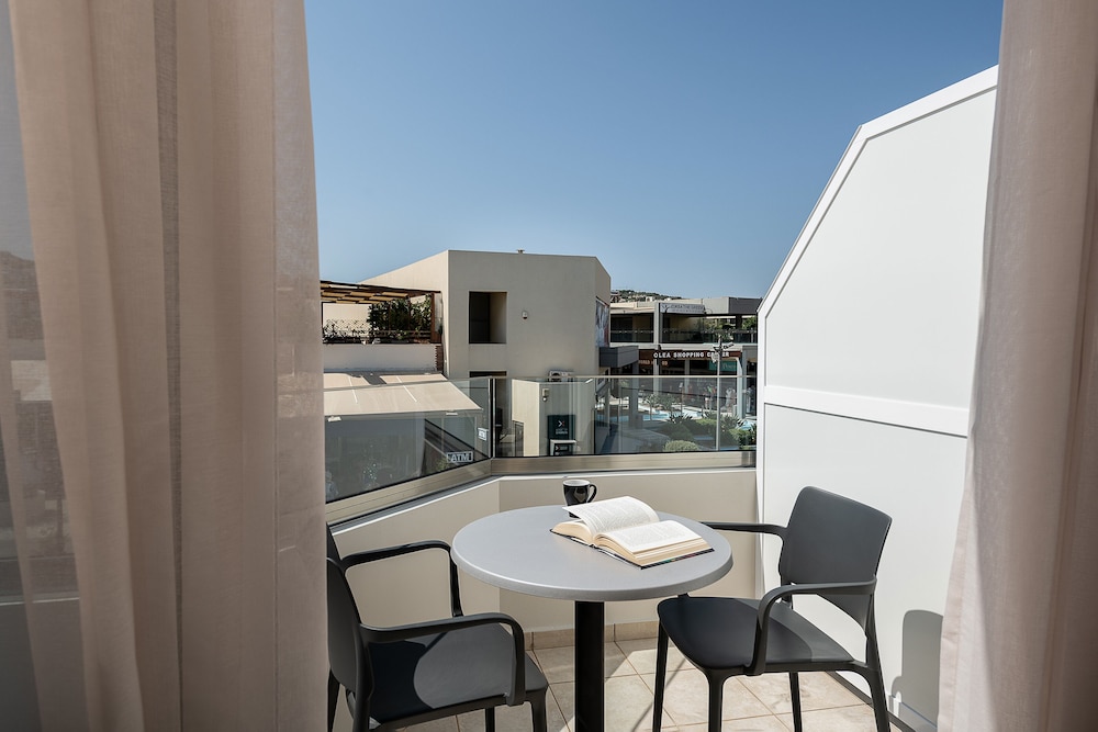 Elia Platanias — Hotel rooms in Platanias