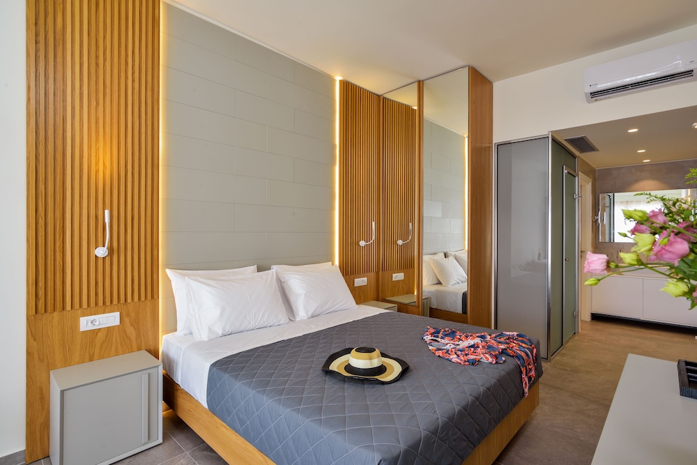 Elia Platanias — Hotel rooms in Platanias
