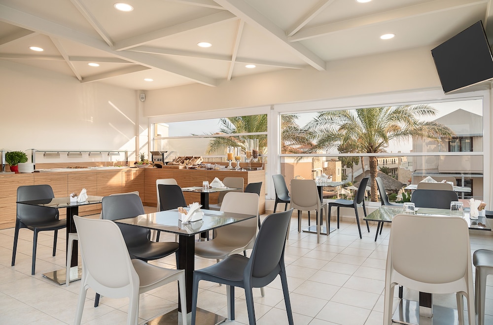 Elia Platanias — Restaurant & bars in Platanias