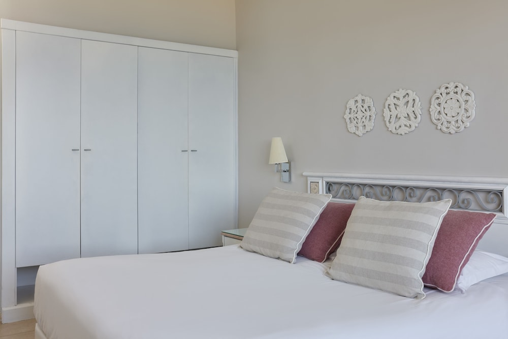 Atlantica Princess Hotel — Hotel rooms in Ialyssos, South Aegean